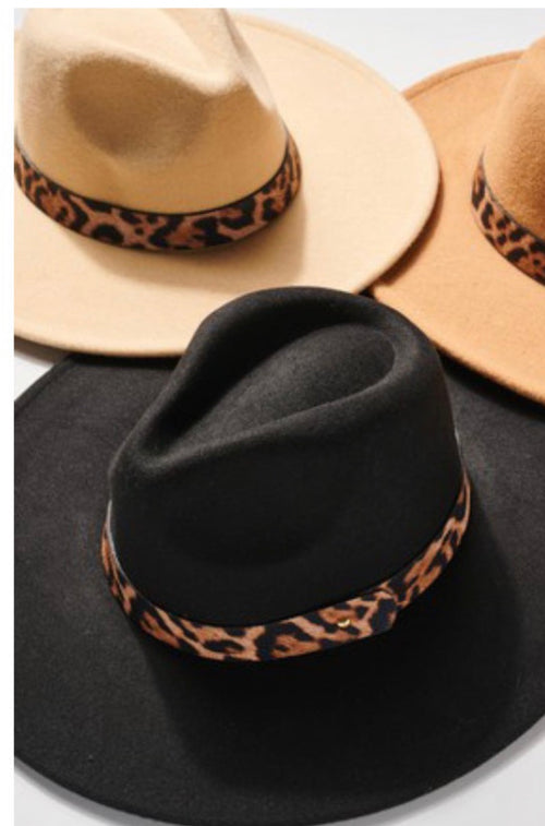 Faux wool wide brim rancher hat