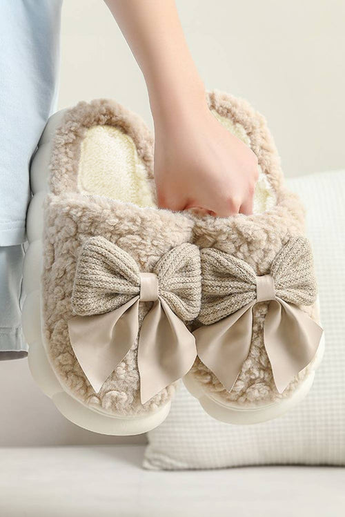 Contrast Bowknot Applique Plush Winter Slippers